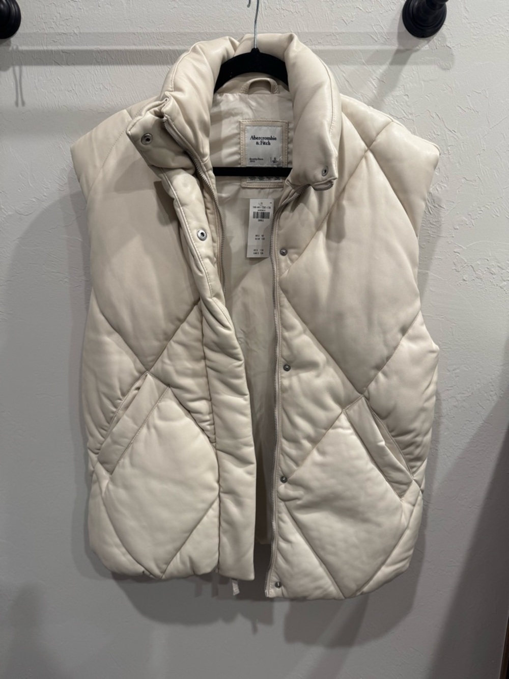 Abercrombie & Fitch Cream Quilted Leather Puffer Vest with High Collar